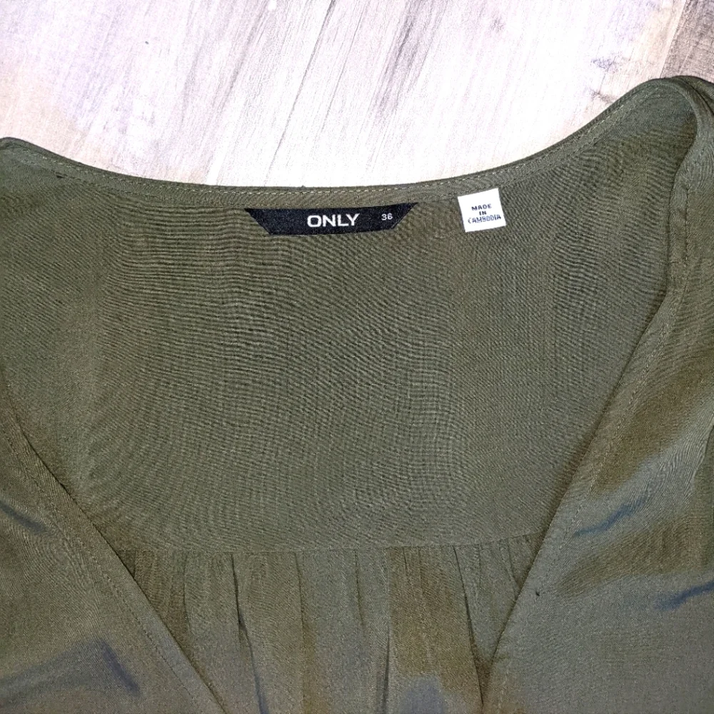 ONLY Wrap Dress Olive 3/4 length sleeve Size 36 - Picture 3 of 5